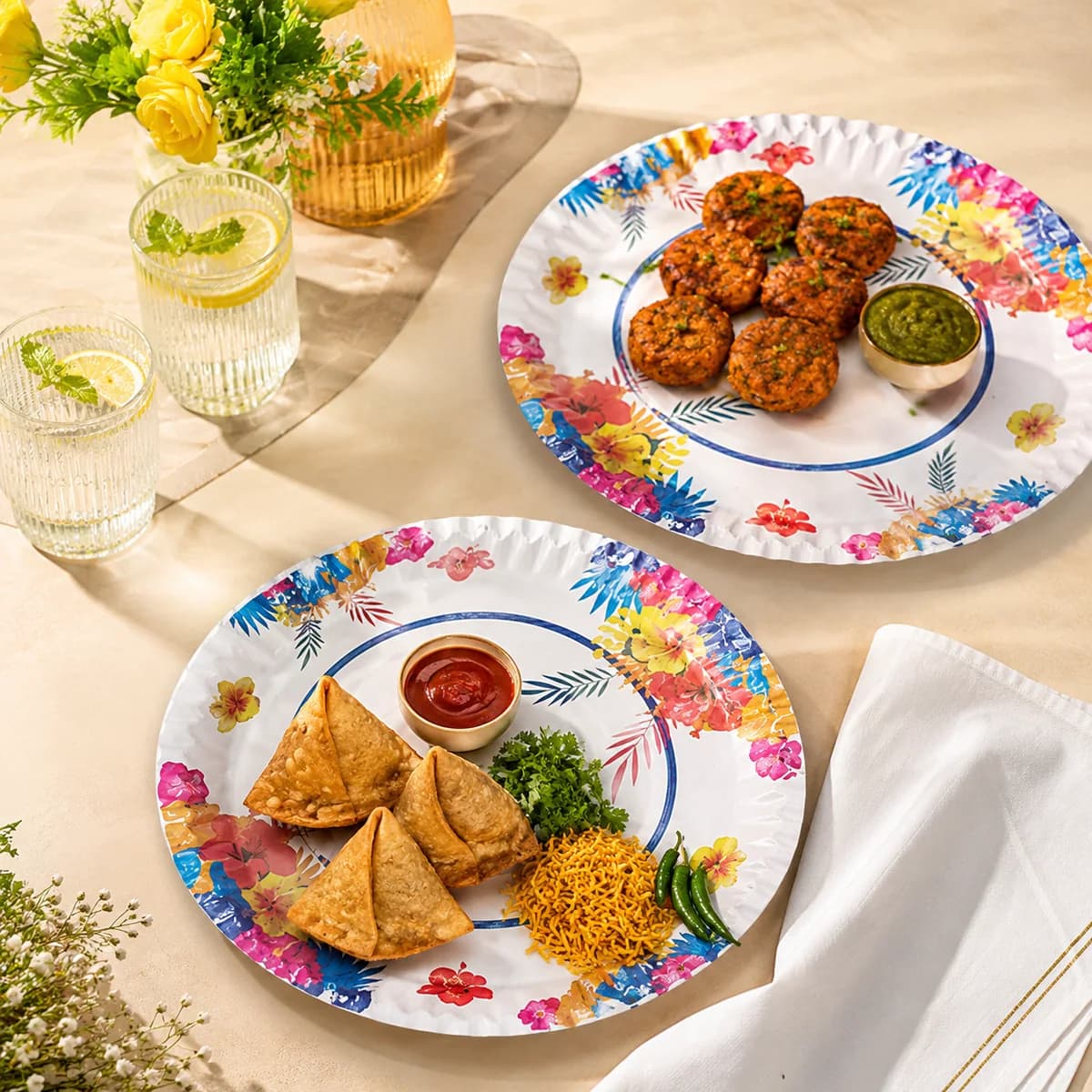 Plate ITC 180 12 Inch Printed Disposable Paper Plate Packet